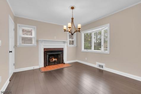 58 Locust Drive Kenilworth NJ 07033
