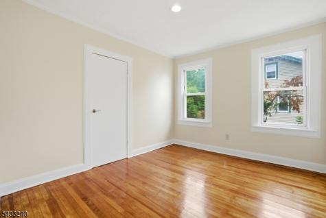 306 Smith Street Newark NJ 07106