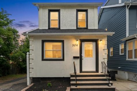 306 Smith Street Newark NJ 07106