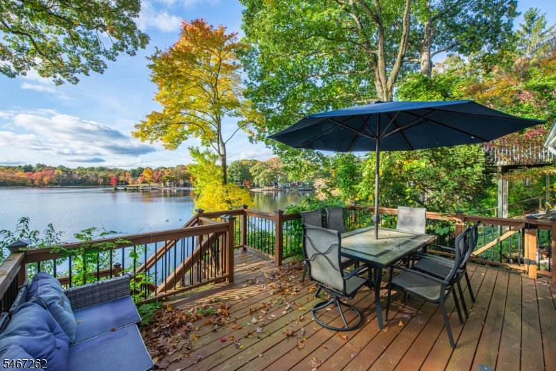 105 Wildwood Road Jefferson NJ 07438