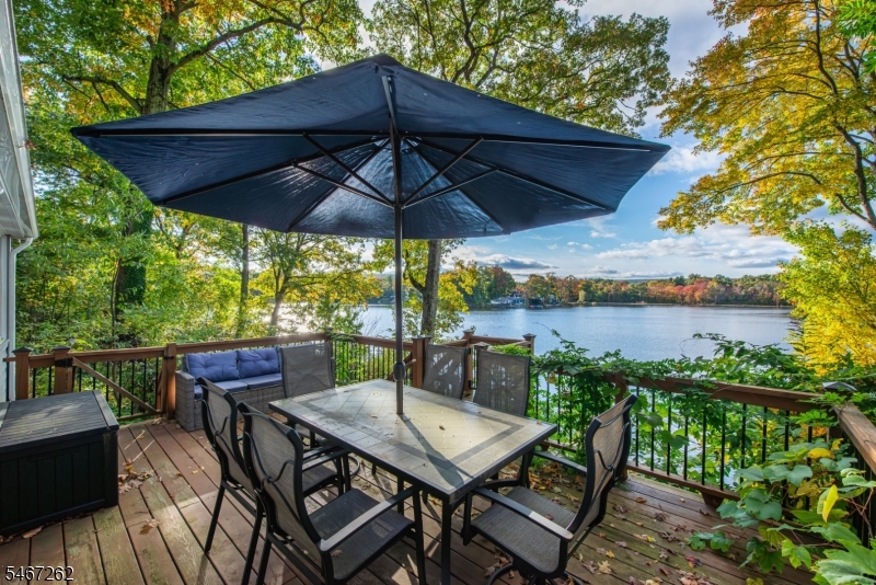 105 Wildwood Road Jefferson NJ 07438