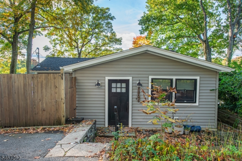 105 Wildwood Road Jefferson NJ 07438