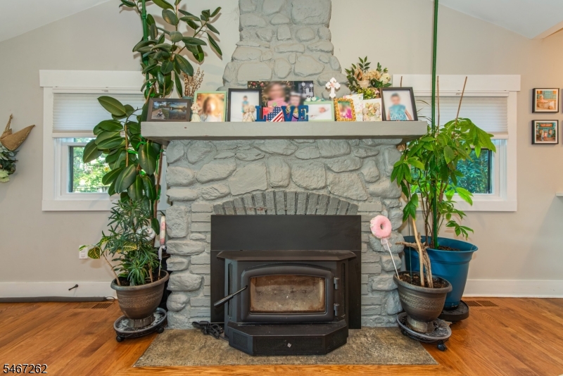 105 Wildwood Road Jefferson NJ 07438