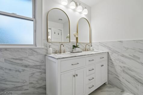 28 Oxford Terrace West Orange NJ 07052