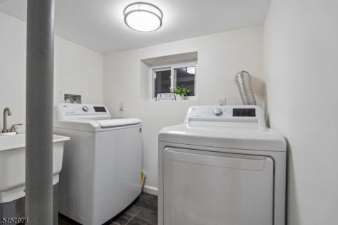 28 Oxford Terrace West Orange NJ 07052