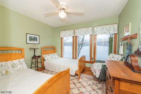 239 E Shore Lake Owassa Road Frankford NJ 07860