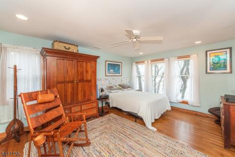 239 E Shore Lake Owassa Road Frankford NJ 07860