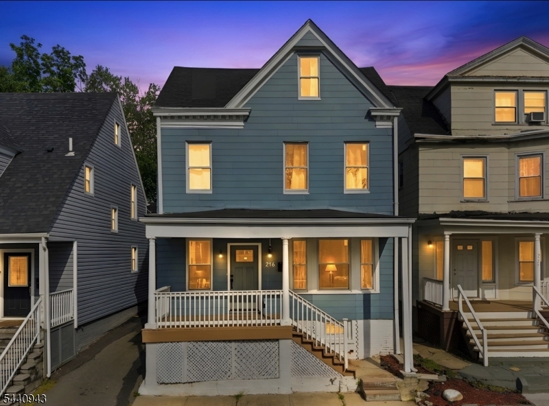 216 N Maple Avenue East Orange NJ 07017