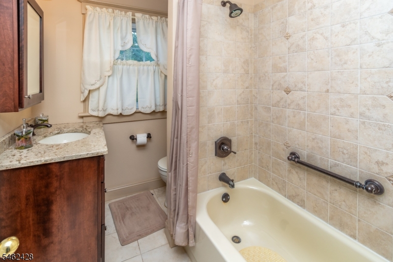 25 E Spring Street Somerville NJ 08876