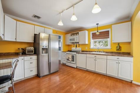 1078 Battle Hill Terrace Union NJ 07083
