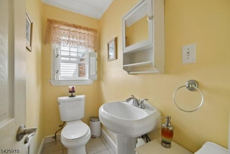 1078 Battle Hill Terrace Union NJ 07083
