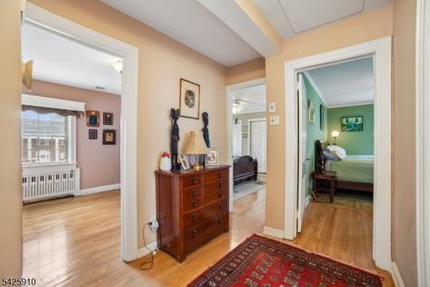 1078 Battle Hill Terrace Union NJ 07083