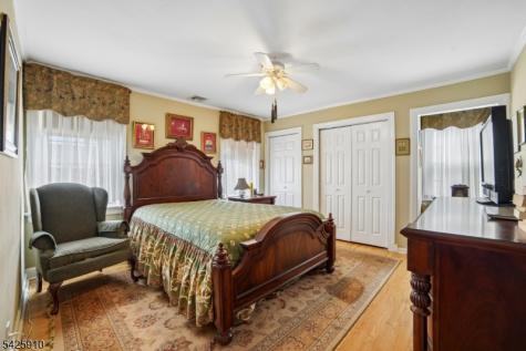 1078 Battle Hill Terrace Union NJ 07083