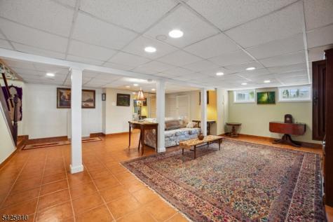 1078 Battle Hill Terrace Union NJ 07083