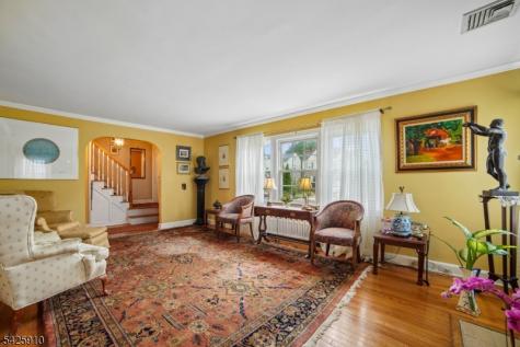 1078 Battle Hill Terrace Union NJ 07083