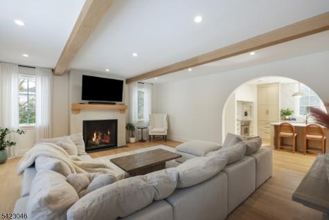 909 Wyandotte Trail Westfield NJ 07090