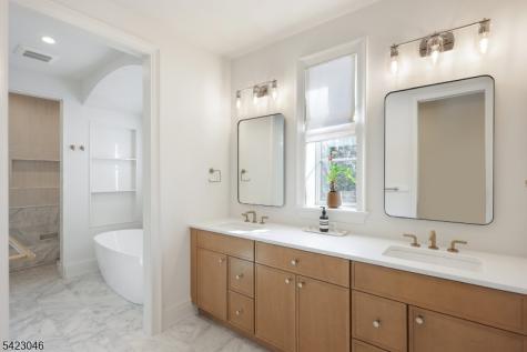 909 Wyandotte Trail Westfield NJ 07090