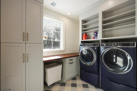 909 Wyandotte Trail Westfield NJ 07090