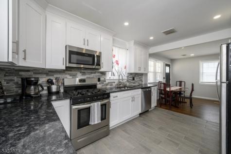 827 Lincoln Avenue Manville NJ 08835