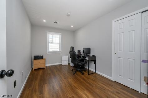 827 Lincoln Avenue Manville NJ 08835