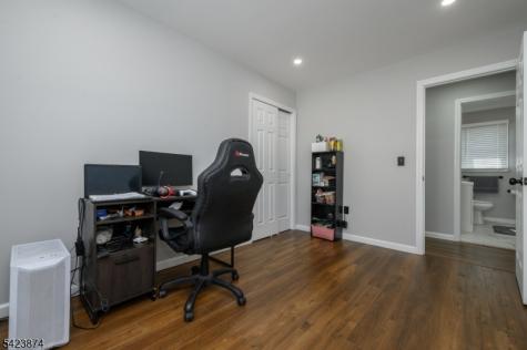 827 Lincoln Avenue Manville NJ 08835