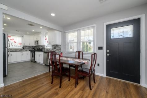 827 Lincoln Avenue Manville NJ 08835