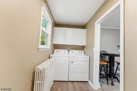 21 Beaver Avenue Clinton NJ 08801