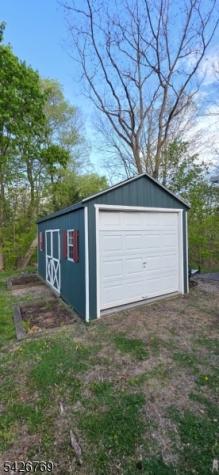 21 Beaver Avenue Clinton NJ 08801