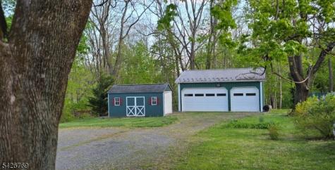 21 Beaver Avenue Clinton NJ 08801