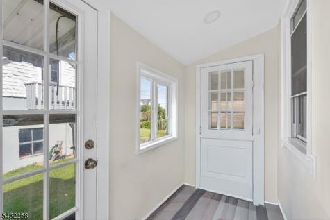 59 Railroad Avenue Phillipsburg NJ 08865