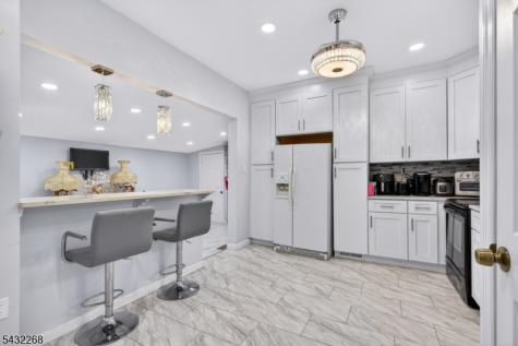 59 Railroad Avenue Phillipsburg NJ 08865
