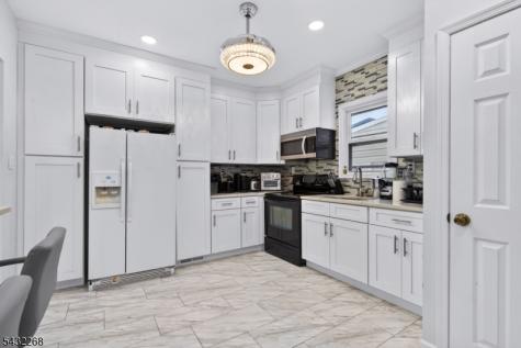 59 Railroad Avenue Phillipsburg NJ 08865