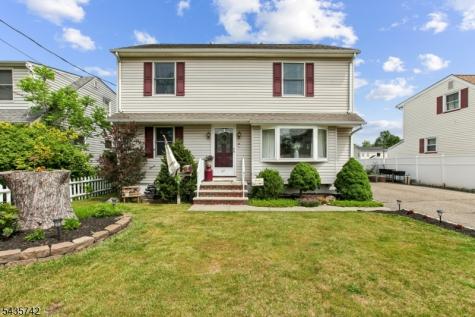 27 W James Place Woodbridge NJ 08830