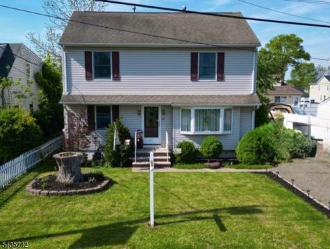 27 W James Place Woodbridge NJ 08830