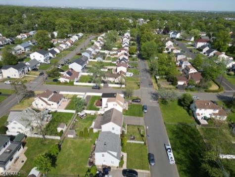 27 W James Place Woodbridge NJ 08830