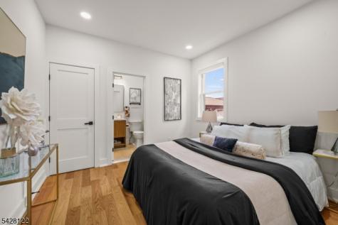 10 Marilyn Place Clifton NJ 07011