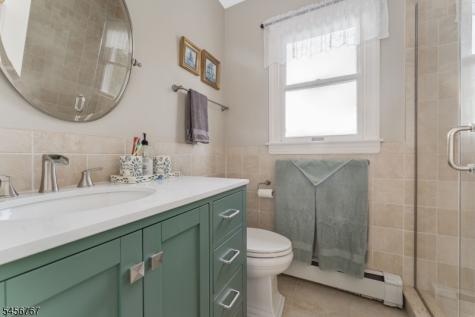 90 Old Farm Road Holland NJ 08848