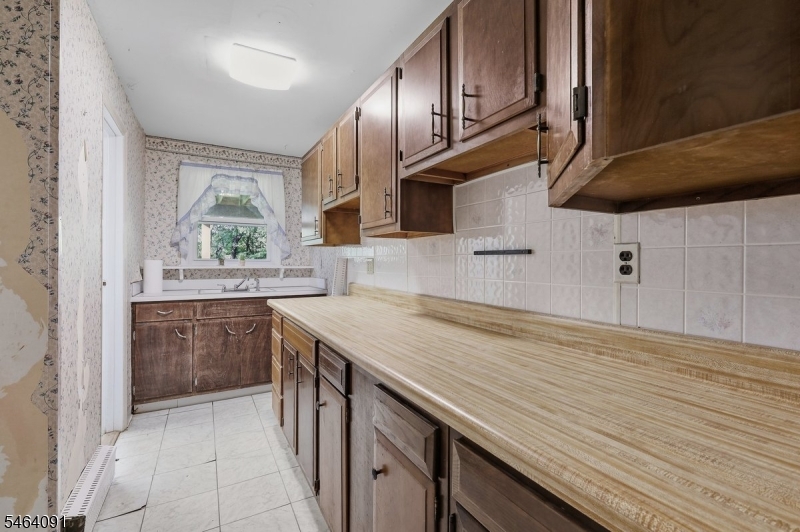 22 Hillside Road Mansfield NJ 07840