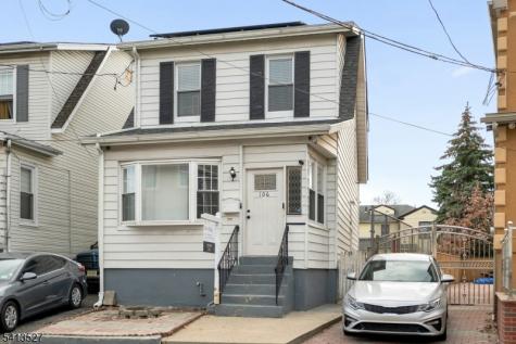 106 Paine Avenue Irvington NJ 07111