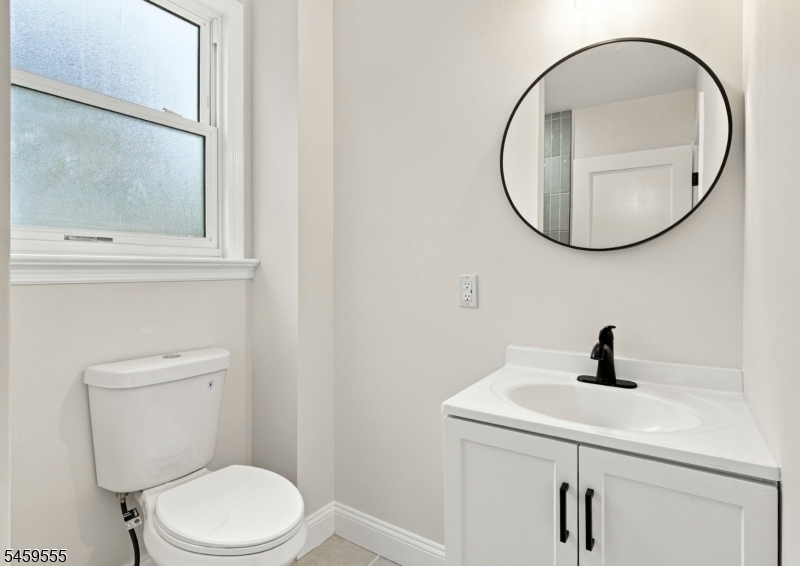 58 Wayne Avenue East Orange NJ 07018