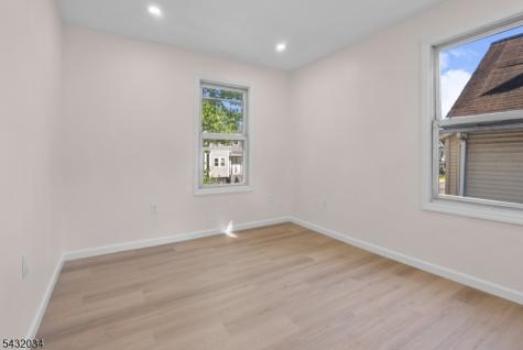 127 Steuben Street East Orange NJ 07018