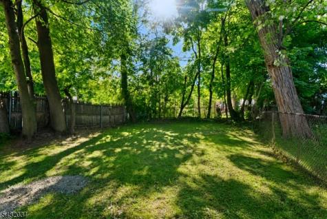 127 Steuben Street East Orange NJ 07018