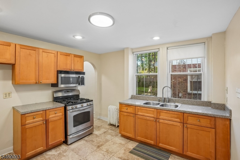 14 Scheerer Avenue Newark NJ 07112