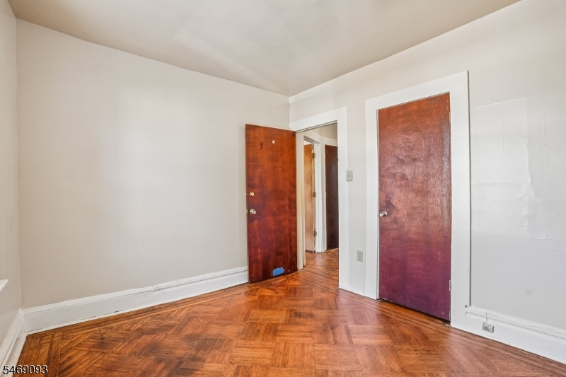 14 Scheerer Avenue Newark NJ 07112