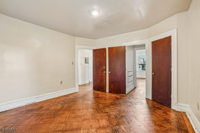 14 Scheerer Avenue Newark NJ 07112
