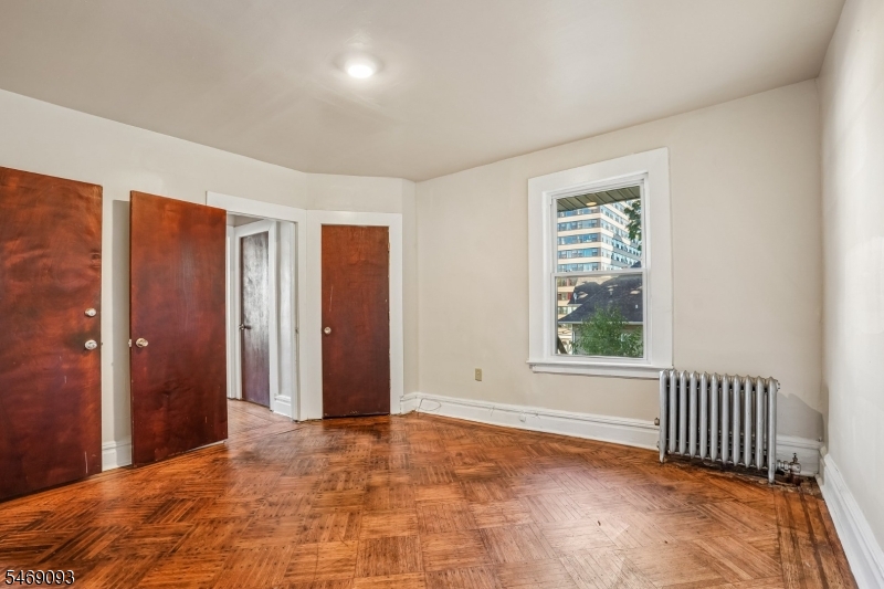 14 Scheerer Avenue Newark NJ 07112
