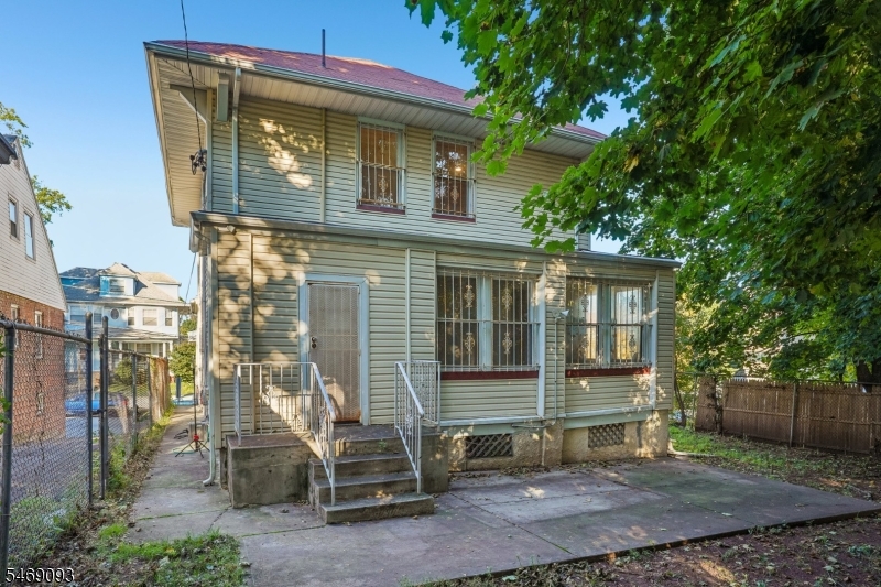 14 Scheerer Avenue Newark NJ 07112