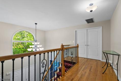 26 Woodshire Terrace Montville NJ 07082