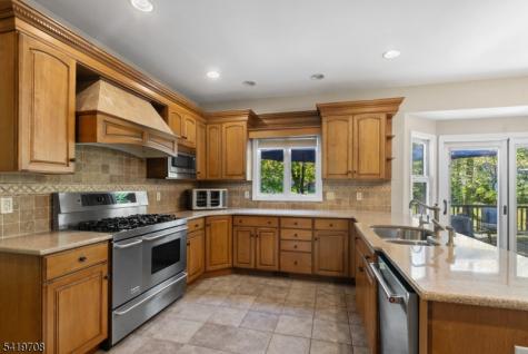 26 Woodshire Terrace Montville NJ 07082