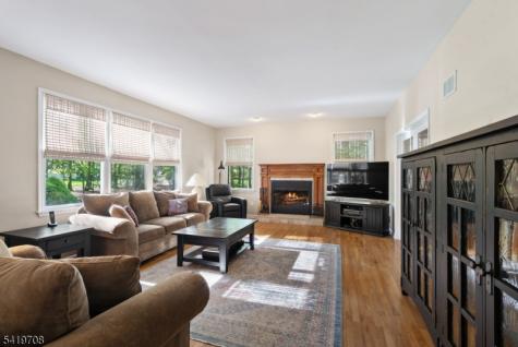 26 Woodshire Terrace Montville NJ 07082